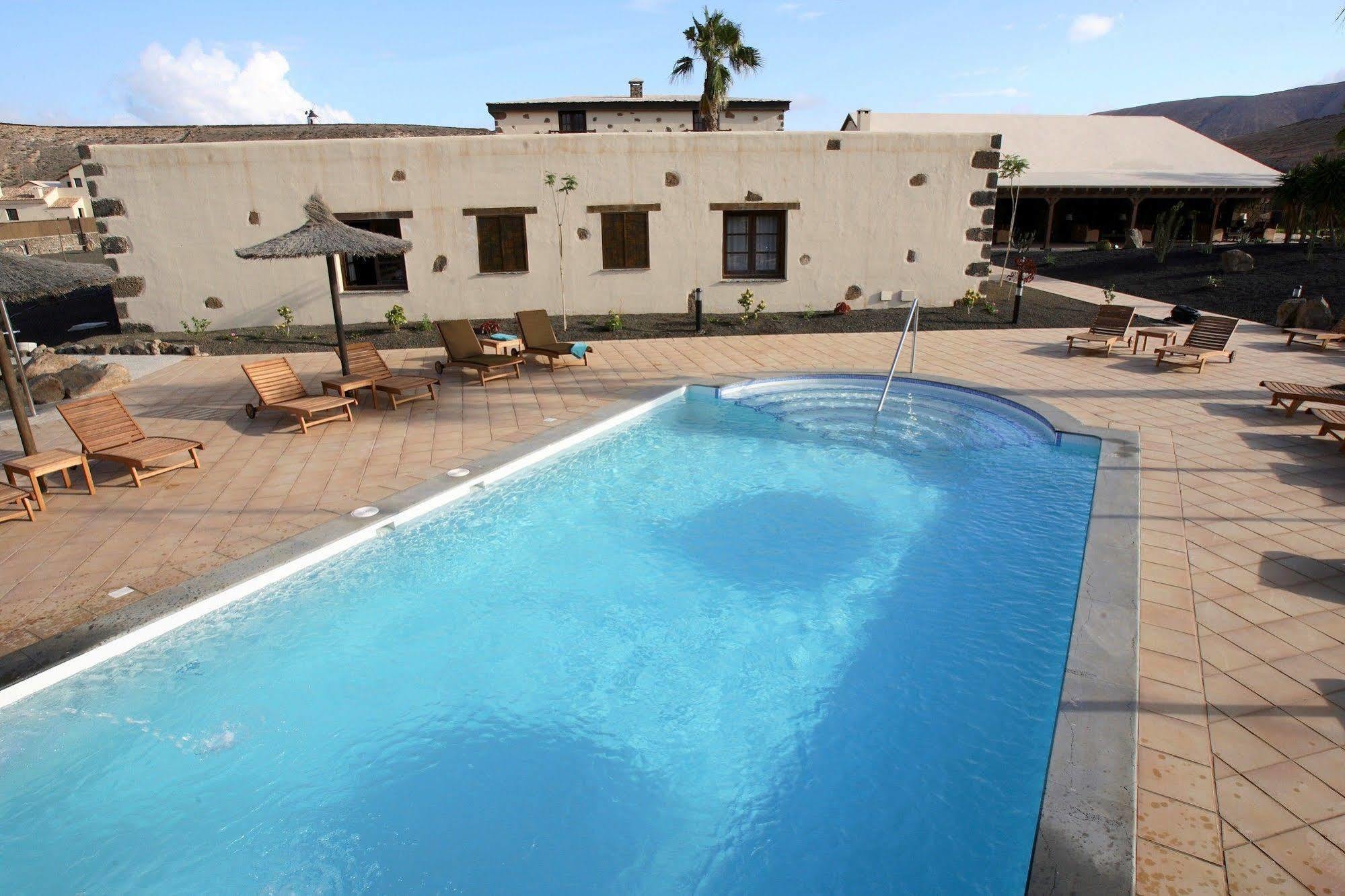 Villas Oasis Casa Vieja La Oliva Bagian luar foto