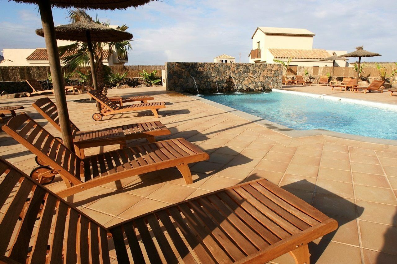 Villas Oasis Casa Vieja La Oliva Bagian luar foto